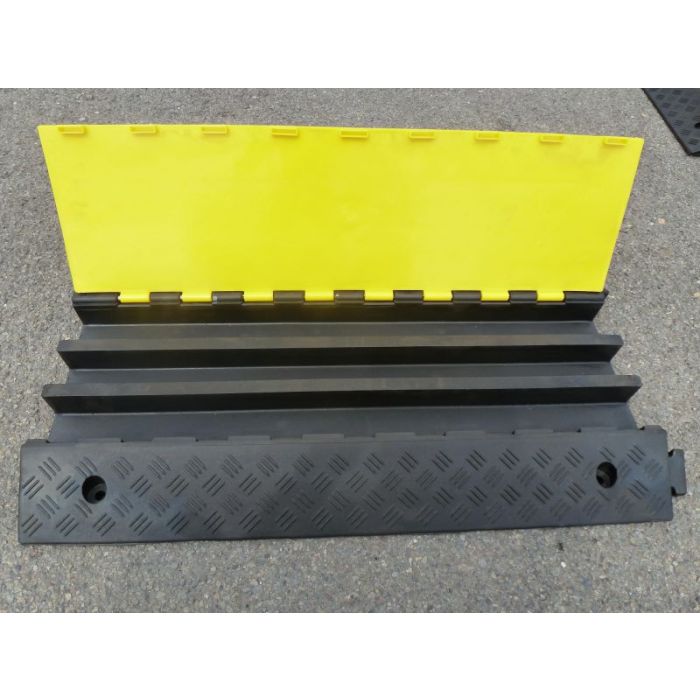 Kabeldrempel rubber met plastic klep 90 x 50 x 7 cm