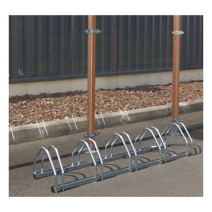 Verzinkt fietsenrek voor 5 fietsen, face to face schikking, fietsen staan op 1 niveau, afmeting 132 x 33 x 26 cm (lengte x breedte x hoogte)