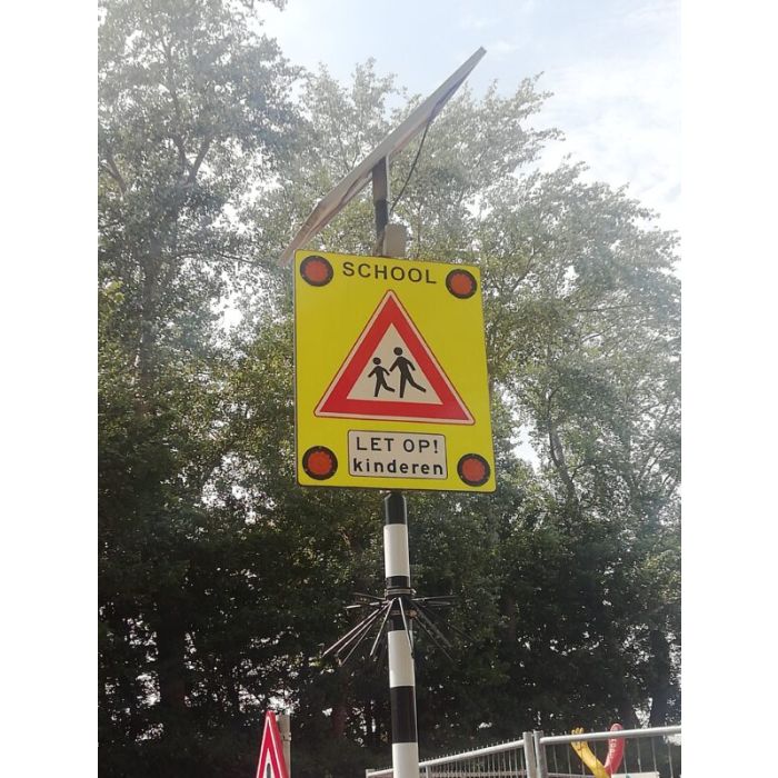 Solar LED attentiebord J21 SCHOOL