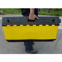 Kabeldrempel rubber met plastic klep 90 x 50 x 7 cm