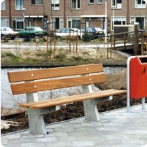 Betonnen zitbank met rugleuning